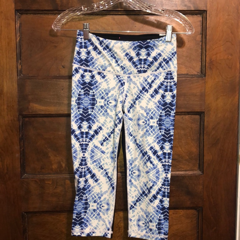Victoria secret sport Capri leggings
